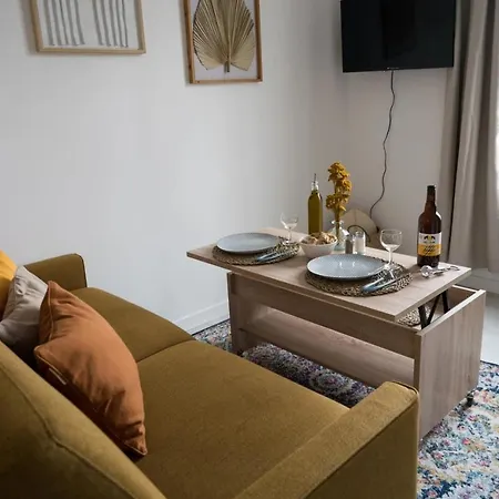 Daire Chez Nino, Un Lumineux Et Climatise *